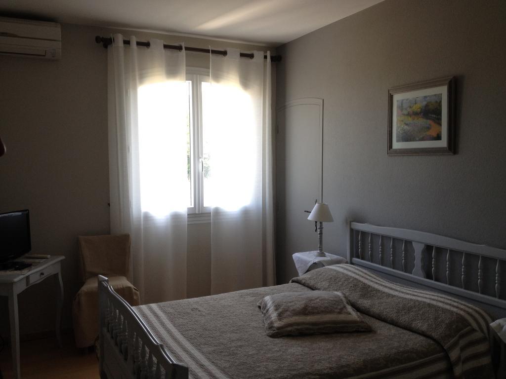 Logis Du Comte Bed & Breakfast Suze-la-Rousse Exterior photo